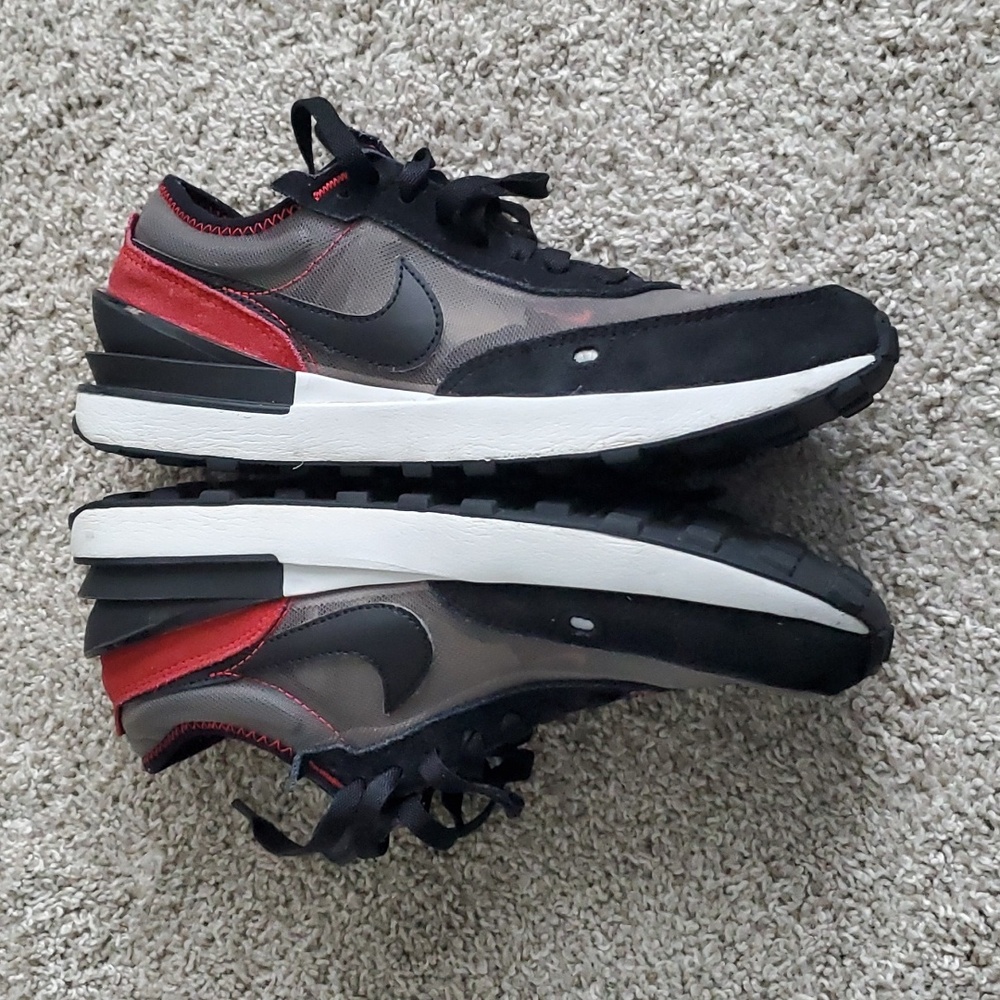 Nike Boys waffle one